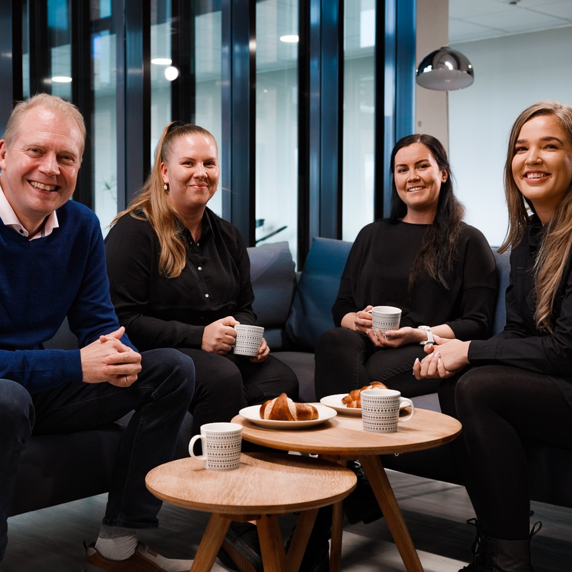 Administer-kuvat videosta-Web-1