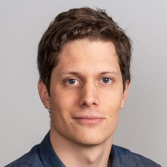 Aapo-vaatainen nelio